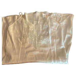 Vintage Victoria's Secret Women's White Slip Dress